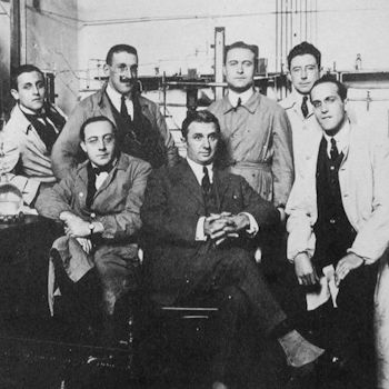 Enrique Moles: Profesor e Investigador. En el Año Internacional de la Tabla Periódica de los Elementos Químicos