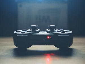 "Cada vez somos más las chicas que diseñamos videojuegos"