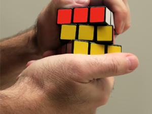 Cubo de rubik. / rubylia (PIXABAY)