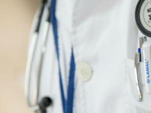 El Grupo Sectorial de Salud, Investigación y Bienestar de la Asociación Española de Fundaciones firma una declaración institucional para concienciar sobre la importancia de avanzar en la mejora y desarrollo de la atención sociosanitaria. / DarkoStojanovic (PIXABAY)