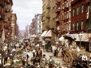 Gueto de inmigrantes de Little Italy, en Nueva York, hacia 1900. / BIBLIOTECA DEL CONGRESO DE EE.UU.