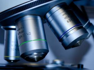 La biopsia líquida, la gran esperanza para controlar el cáncer. / PublicDomainPictures (PIXABAY)