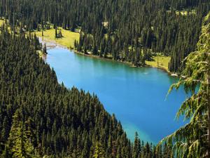 Deep Lake. / fank209 (FLICKR)