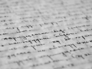 Hallan en Nápoles fragmentos de una obra perdida de Séneca el Viejo. / Erdenebayar (PIXABAY)