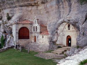 Ojo Guareña. / Roberto Lumbreras from Madrid, España (WIKIMEDIA)