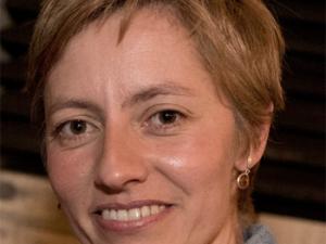 Elena Mercedes Perez-Monserrat, doctora en Ciencias Geológicas en el Instituto de Geociencias (IGEO), centro mixto la Universidad Complutense de Madrid y el Consejo Superior de Investigaciones Científicas.