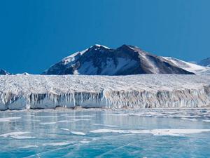 La gesta española del trineo de viento: viaje al océano de hielo del fin del mundo