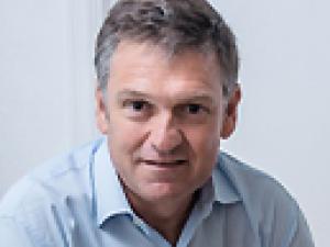 Gonzalo Mendoza Zabala. Fundador y Director de la Escuela de Filosofía. Bachelor in Business Administration, Minor in Finance. George Washington University (Washington D.C.)