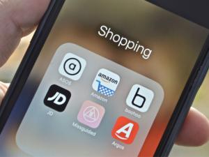 El 31% de las ventas del sector retail se hace con el smartphone. / shopblocks (FLICKR)