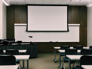 La formación como llave del futuro. / Wokandapix (PIXABAY)