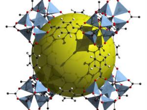 Poro grande de MOF-5 con bola amarilla. / Tony Boehle (WIKIMEDIA)