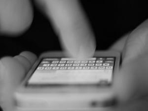 Desarrollan un bot conversacional con información práctica para personas migrantes