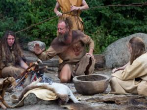 Representación de un grupo de de cazadores-recolectores del prehistórico. / Hans Splinter (FILCKR)