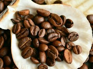 Altas dosis de cafeína ayudan a los ratones a perder peso