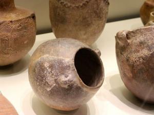 Cerámicas y adornos arrojan luz sobre la expansión mediteránea del Neolítico. / Miguel Hermoso Cuesta (WIKIMEDIA)