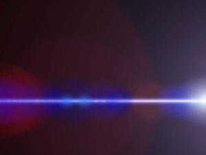 Récord de confinamiento de la luz en un canal tan pequeño como un átomo. / geralt (PIXABAY)