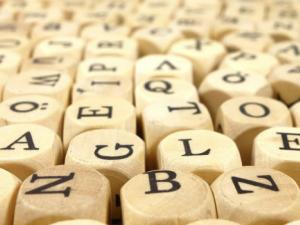 Los bilingües utilizan la transferencia entre idiomas para lidiar contra la dislexia. / blickpixel (PIXABAY)