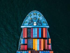 Nueva plataforma para el análisis del comercio global de los dos últimos siglos. / UC3M