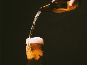 Cerveza en vaso. / Republica (PIXABAY)